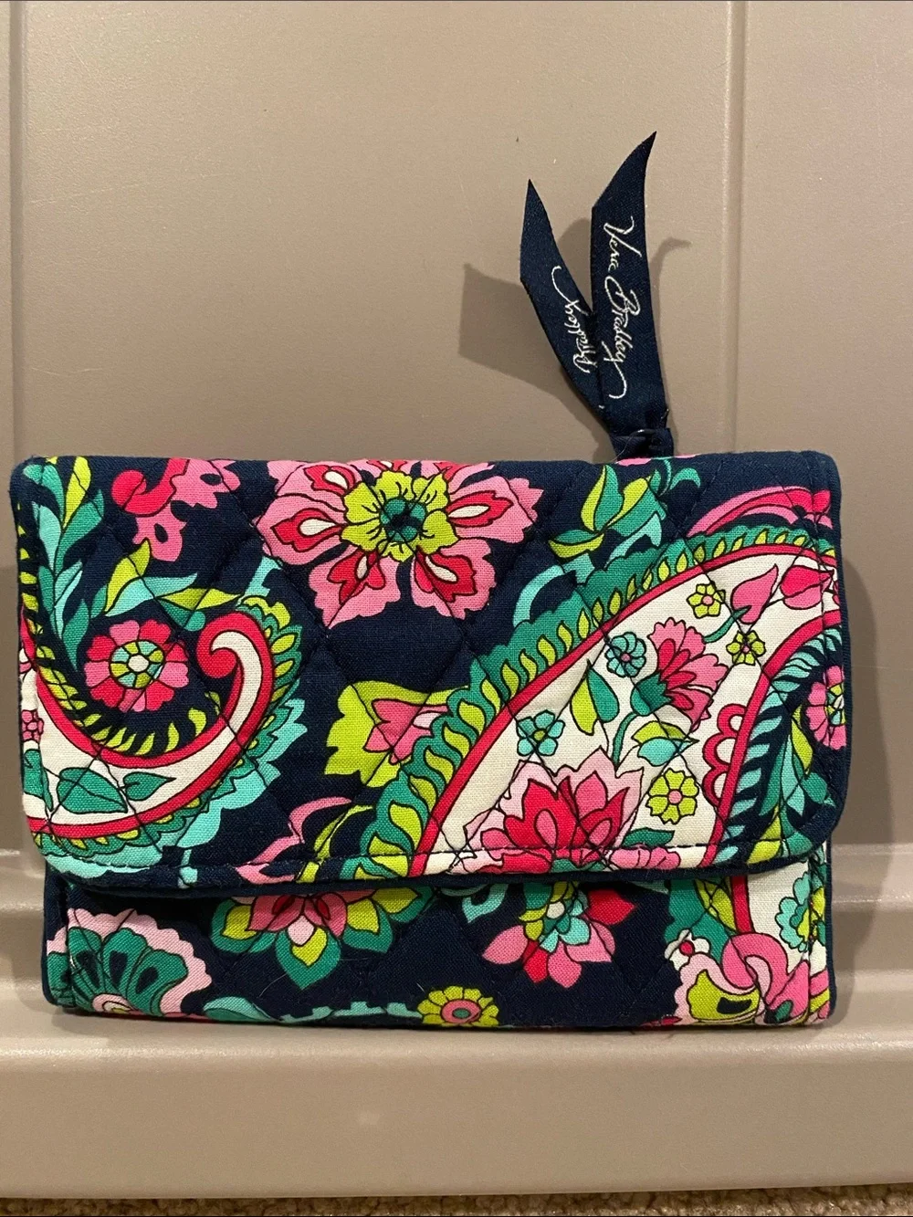 Vera Bradley Trifold Wallet. NWOT. Petal Paisley